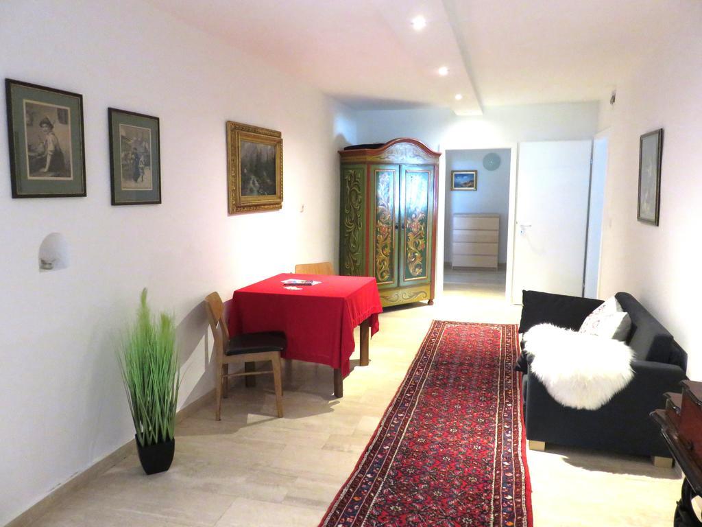 Ferienwohnung Aumuehle 프라일라싱 객실 사진